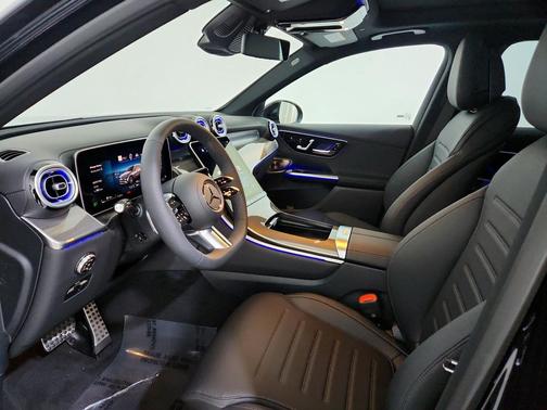 2026 Mercedes-Benz GLC 300 Base