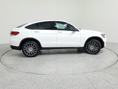 2022 Mercedes-Benz GLC 300 4MATIC Coupe