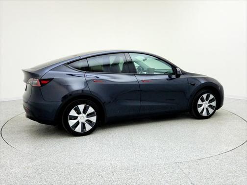 2024 Tesla Model Y Long Range Dual Motor All-Wheel Drive