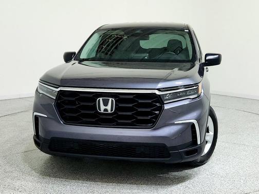 2023 Honda Pilot AWD LX