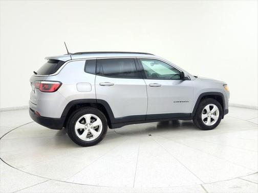2017 Jeep New Compass Latitude