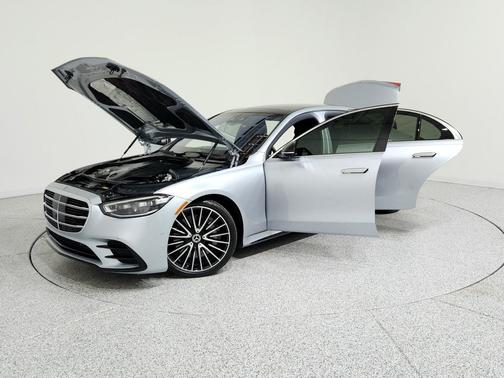 2022 Mercedes-Benz S-Class 4MATIC