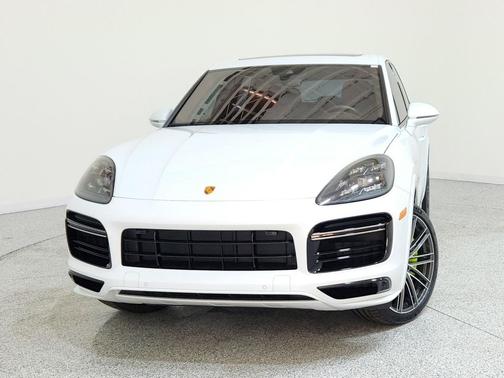 2022 Porsche Cayenne Cayenne Turbo S E-Hybrid