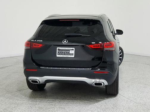 2023 Mercedes-Benz GLA 250 Base