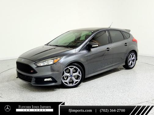 2017 Ford Focus ST 