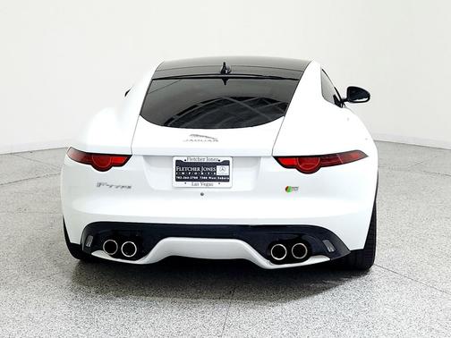 2018 Jaguar F-TYPE R