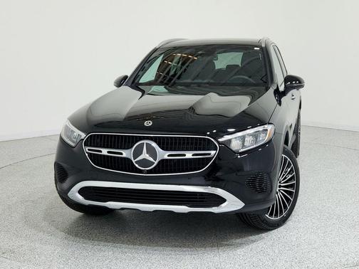 2026 Mercedes-Benz GLC 300 Base