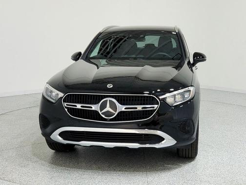 2026 Mercedes-Benz GLC 300 Base