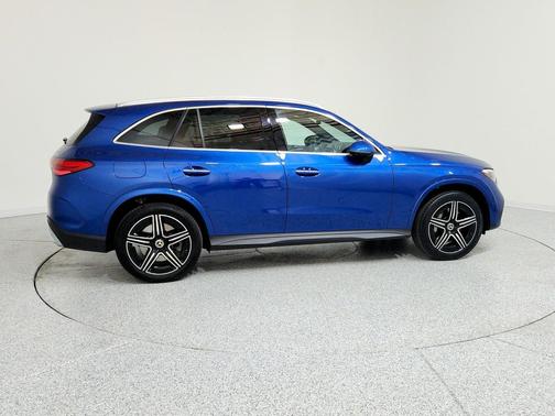2025 Mercedes-Benz GLC 350e Base