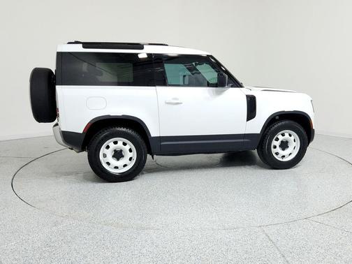 2022 Land Rover Defender 90 S