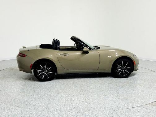 2024 Mazda MX-5 Miata Grand Touring