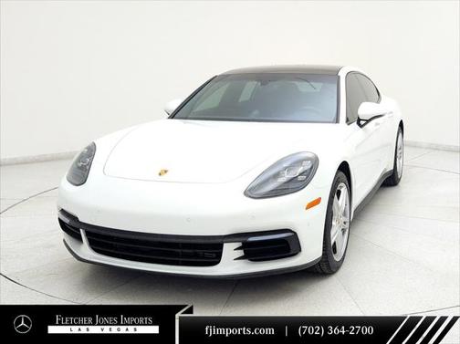 2017 Porsche Panamera Base