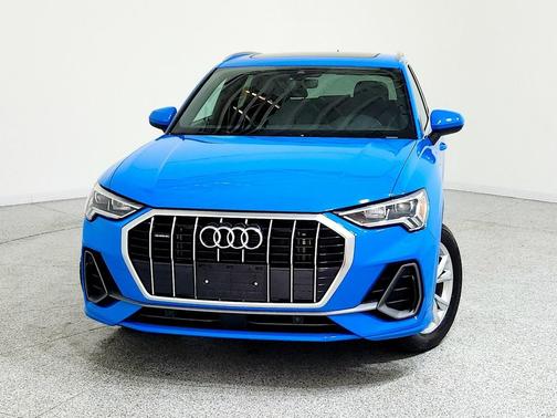 2023 Audi Q3 Premium 45 TFSI S line quattro Tiptronic