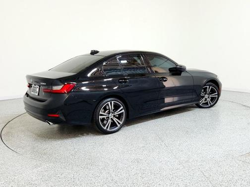 2022 BMW 330 330i