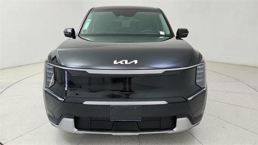 2024 Kia EV9 Light Long Range