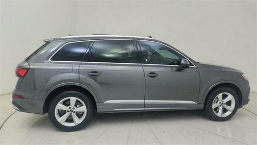 2021 Audi Q7 45 Premium