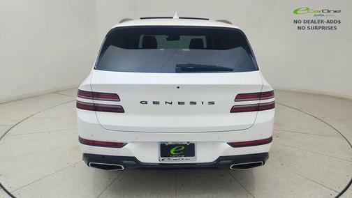 Uyuni White 2024 Genesis GV80 3.5T