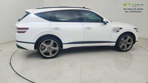 Uyuni White 2024 Genesis GV80 3.5T