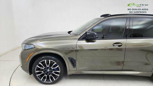 Manhattan Green Metallic 2025 BMW X5 M60i