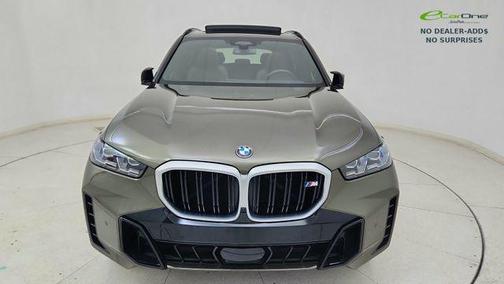 Manhattan Green Metallic 2025 BMW X5 M60i