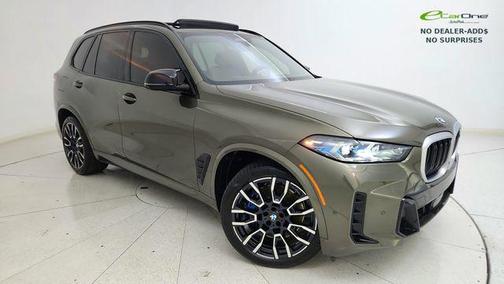 Manhattan Green Metallic 2025 BMW X5 M60i