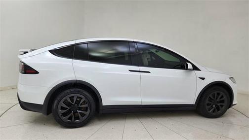 2023 Tesla Model X Standard Range