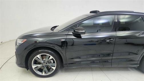 2024 Audi Q4 e-tron Prestige 55 quattro