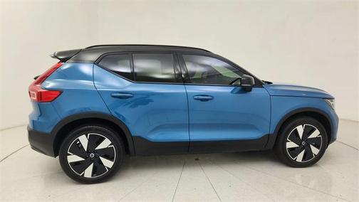 2024 Volvo XC40 Recharge Pure Electric Core