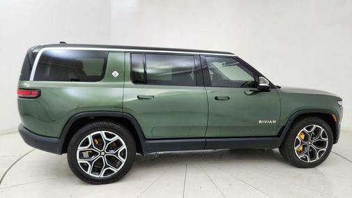 2024 Rivian R1S Adventure Quad Motor Large Pack