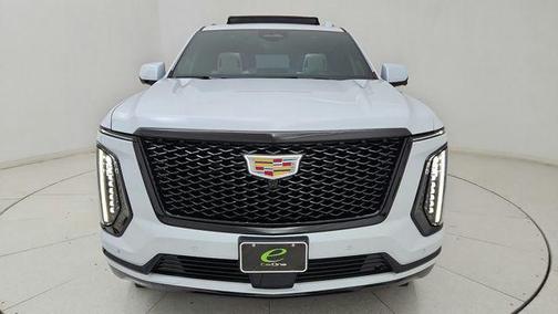 Vibrant White Tricoat 2026 Cadillac Escalade Sport Platinum
