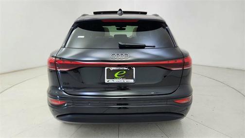 2025 Audi Q6 e-tron Premium Plus quattro