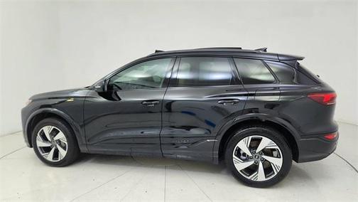 2025 Audi Q6 e-tron Premium Plus quattro