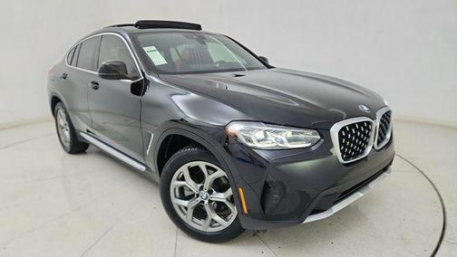 2025 BMW X4 xDrive30i
