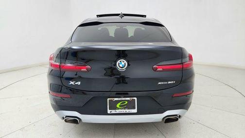 2025 BMW X4 xDrive30i