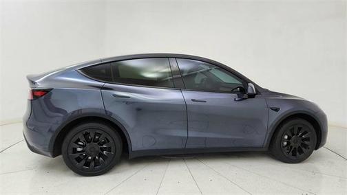 2025 Tesla Model Y Long Range Dual Motor Rear-Wheel Drive