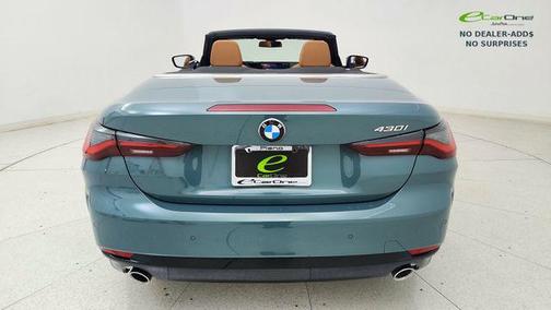 Cape York Green Metallic 2026 BMW 430 i