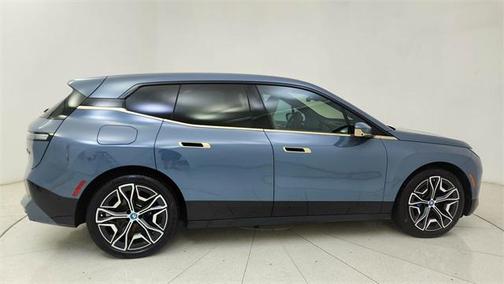 2023 BMW iX M60