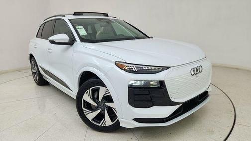 2025 Audi Q6 e-tron Premium Plus quattro