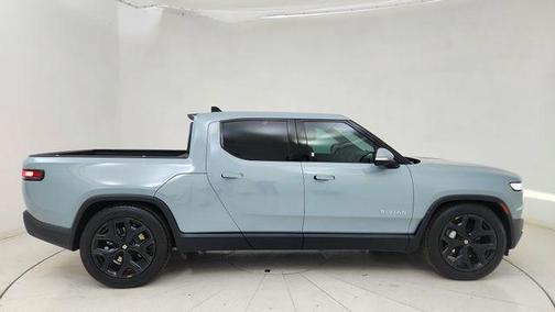 2023 Rivian R1T Adventure
