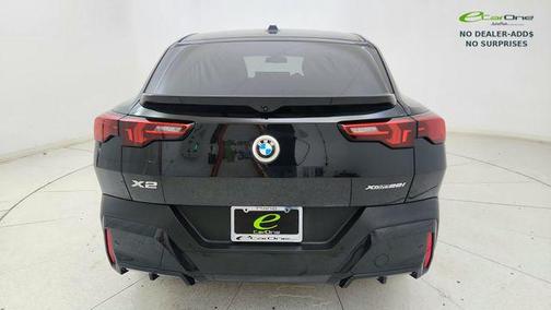 Black Sapphire Metallic 2025 BMW X2 xDrive28i