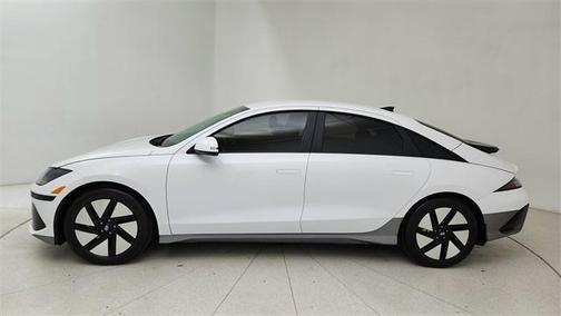 2025 Hyundai IONIQ 6 SE