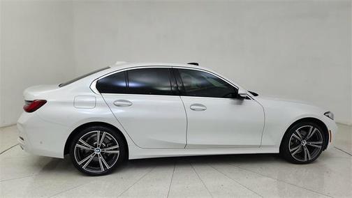 2024 BMW 330 i