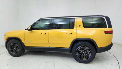 2024 Rivian R1S Adventure Dual Motor Max Pack