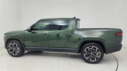 2025 Rivian R1T Adventure Dual Motor Standard Pack