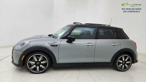 Moonwalk Grey Metallic 2023 MINI Hardtop Cooper S