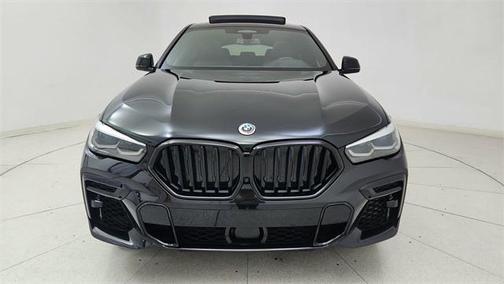 2023 BMW X6 M50i