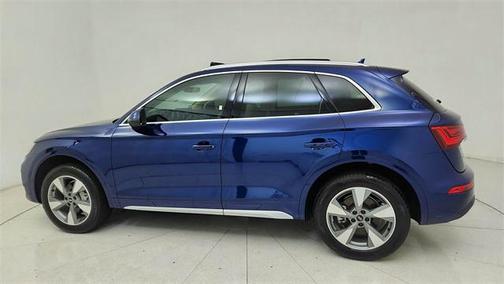 2024 Audi Q5 40 Premium