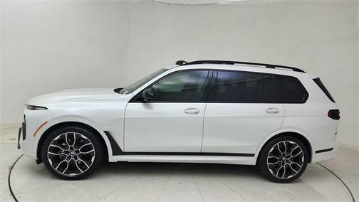 2026 BMW X7 M60i