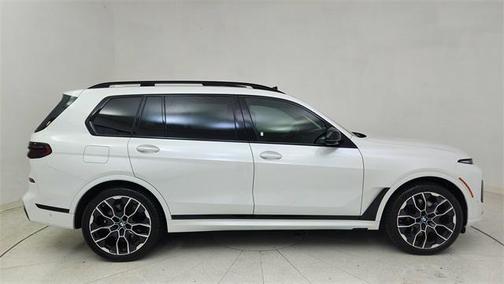 2026 BMW X7 M60i