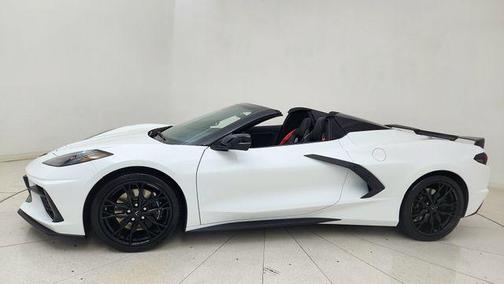 Arctic White 2024 Chevrolet Corvette Stingray w/2LT